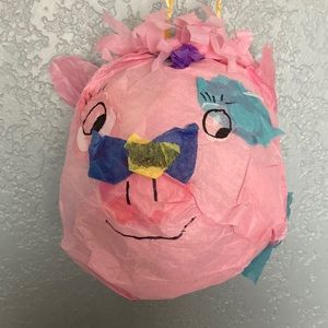 Pig piñata